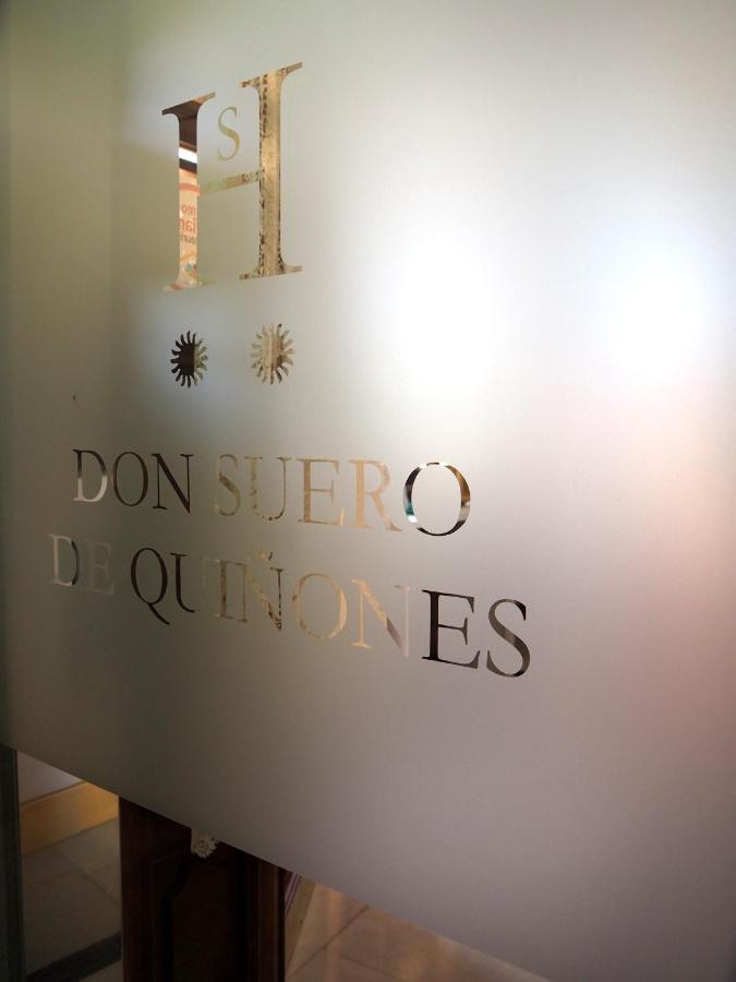 Hostal Don Suero De Quinones Hospital de Órbigo Eksteriør billede