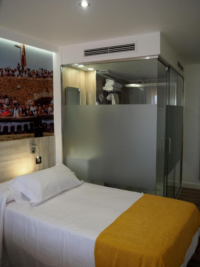 Hostal Don Suero De Quinones Hospital de Órbigo Eksteriør billede