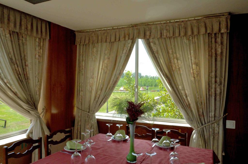 Hostal Don Suero De Quinones Hospital de Órbigo Eksteriør billede
